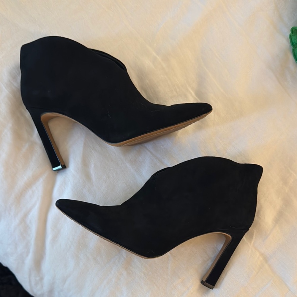 Vince Elegant Black Stiletto Ankle Boots